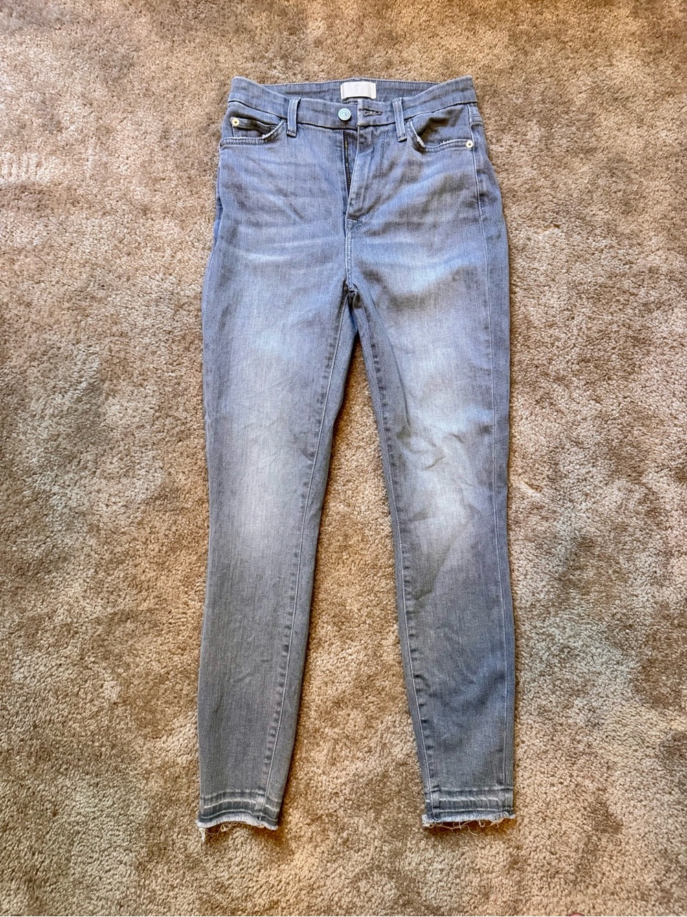 Women's Light Gray Wash High-Rise Skinny Jeans